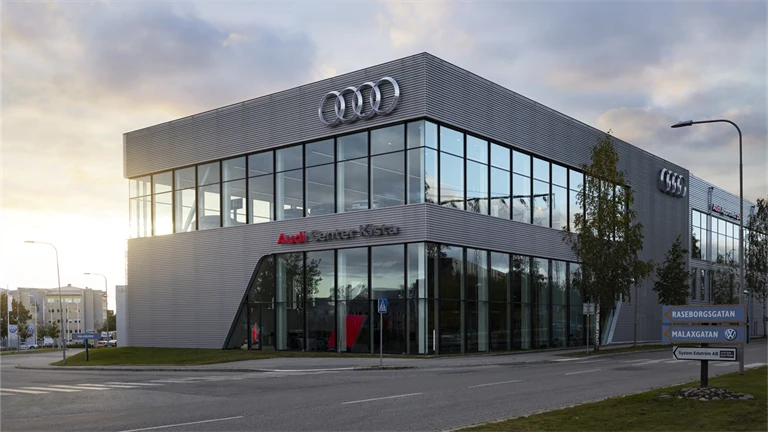 Audi Kista i morgonljus
