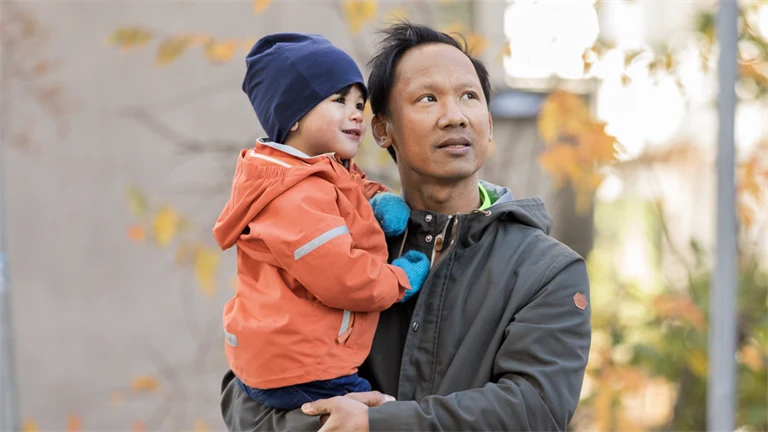 Pappa och son tillsammans